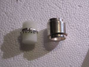 lot 234 image: 2 RINGS ONE WITH A ELEPHANT