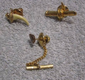 lot 274 image: 3 TIE TACS