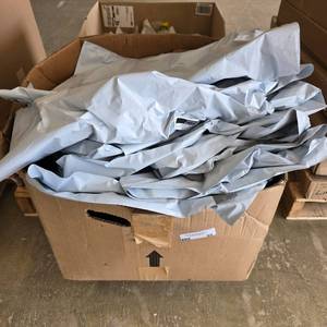 lot 95 image: Box of 10 New OEM Oven Elements