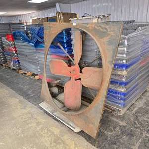 lot 134 image: Large Shop Fan w 4 Fan Blades & Dayton Motor
