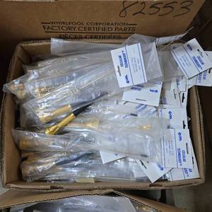 lot 209 image: Large Lot of Over 100 ORA Electronics Vintage Cellular Technology Elevated Feed Antenna Masts, Model CMM606