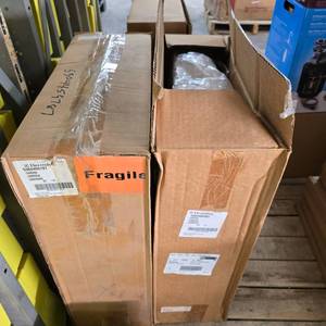 lot 190 image: Lot of 2 Condensers