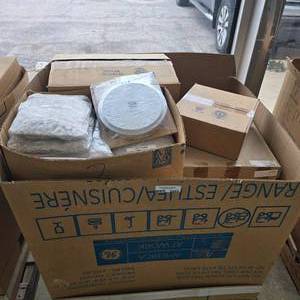 lot 218 image: Large Lot of Range Heating Elements
