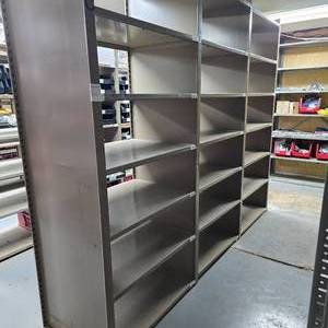 lot 233 image: 3 Section Metal Shelf