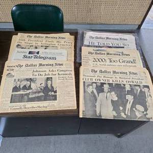 lot 268 image: Lot of 6 Vintage Historic Newspapers