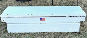 lot 10 image: Pickup Bed Tool Box