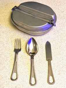 lot 24 image: U.S. Military WWII Era Wyott Mess Kit Aluminum WUtensils