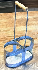 lot 80 image: Vintage Galvanized Metal Bottle Carrier