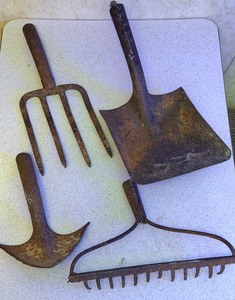 lot 91 image: Four (4) Vintage Yard Tool Heads&nbsp for Practical or Decorative Use