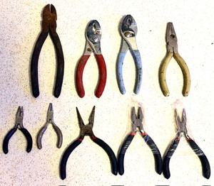 lot 141 image: Nine Assorted Pliers or Wire Cutters