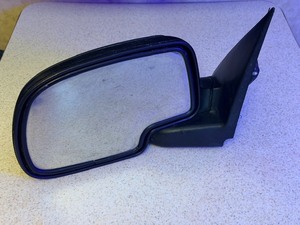 lot 154 image: Left Side Heated Power Operated Mirror for 2000-2002 Tahoes, Yukons, Suburbans, &amp Avalanches