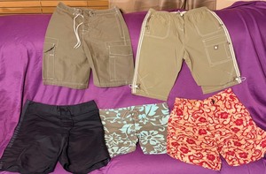 lot 174 image: Five Vintage Pair of Board Shorts - Including Old Navy , Gap, AFI Sports, &amp Arizona Jean Co.&nbsp