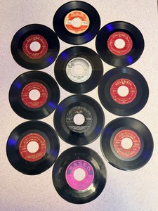 lot 195 image: Ten (10) Assorted Vintage 45s - Including Gary (U. S. ) Bonds, Dawn, &amp George Hamilton IV