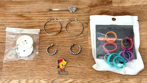 lot 304 image: Vintage Earrings, Hair ClipPin, Tweety Bird, & NEW Silicone RingsALL ITEMS SOLD AS IS - BUYERS MUST BRING OWN EQUIPMENT, TOOLS, AND LABOR TO REMOVE ITEMS