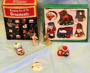 lot 313 image: Hanging Set of 24 Ornaments, Box of Six Wooden Ornaments, & Five Vintage Ornaments