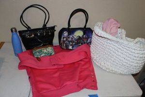 lot 100 image: Purses, white woven bag, pink Adidas hat and more
