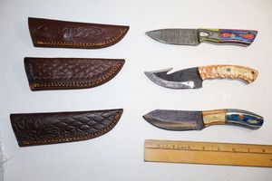 lot 129 image: Damascus steel knives Hunting and skinner knives