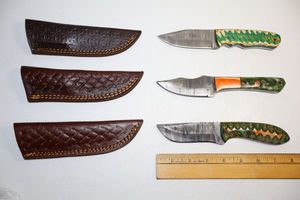 lot 131 image: Damascus steel knives Hunting and skinner knives
