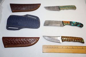 lot 133 image: Damascus steel knives Hunting and skinner knives