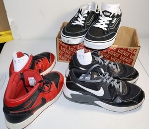 lot 45 image: Nike and Vans shoes, youth sizes 4.5-6