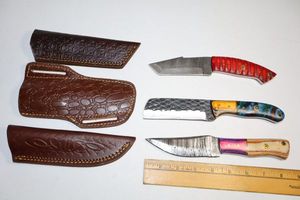 lot 33 image: Damascus steel knives - Hunting knives