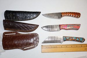 lot 14 image: Damascus steel knives - Hunting knives