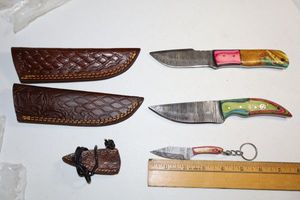 lot 30 image: Damascus steel knives - Hunting knives, and keychain knife