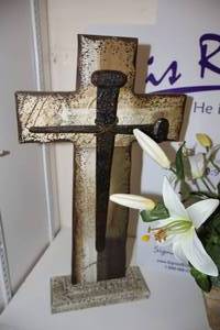 Easter lot: decorative crown of thorns, yard sign, flower arrangement, cross decor