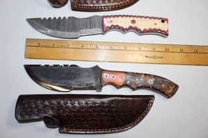 lot 177 image: New - Damascus steel bowie knives