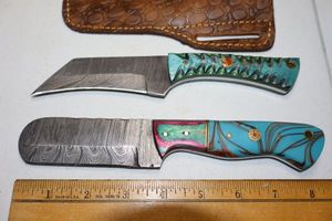 lot 185 image: New - Damascus steel hunting and bull cutter knives