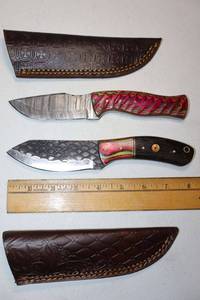 lot 187 image: New - Damascus steel hunting knives