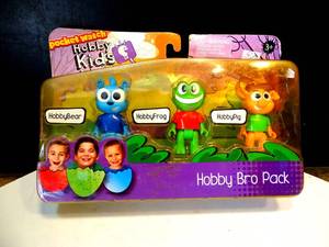 lot 17 image: $$ HOBBY KIDS ADVENTURES HOBBY BRO PACK BEAR FROG PIG