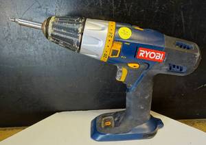 lot 32 image: RYOBI 18v 12 Cordless Drill Driver P201 Tool Only