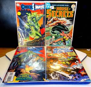 lot 73 image: LOT OF 4 COMIC BOOKS AS SHOWN
