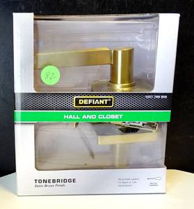 lot 82 image: NEW DEFIANT HALL & CLOSET SATIN BRASS FINISH DOOR HANDLE