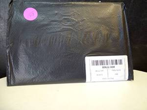 lot 108 image: NEW - LEATHER US PASSPORT PROTECTOR (SAME AS LOT 106)