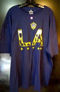 lot 122 image: FANATICS LA GALAXY LONG SLEEVE SOCCER TEE - MENS 4XL NEW WO TAGS $$