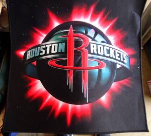 lot 125 image: NEW CUSTOM HOUSTON ROCKETS FLOOR RUG - MEASURES 24 X 24 $$