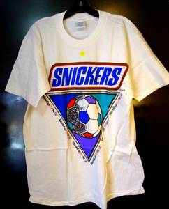 lot 169 image: RARE 1993 VINTAGE MARS INC SNICKERS WORLD CUP SOCCER T-SHIRT - SIZE LARGE
