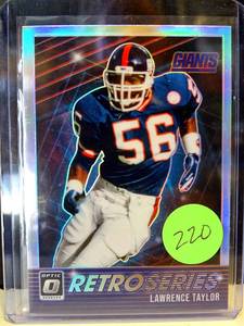 lot 220 image: 2021 Panini Donruss Optic - Retro Series Lawrence Taylor #RS-LT