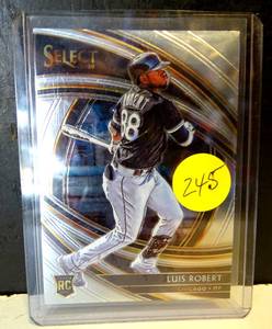 lot 245 image: 2020 Panini Select #141 Luis Robert RC