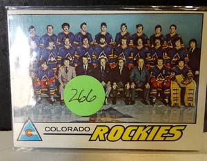 lot 266 image: VINTAGE 1977-78 Topps Hockey Card Marked Team Photo Colorado Rockies #76