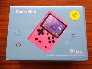 lot 69 image: GAME BOX PLUS HANDHELD GAME SYSTEM - RETRO VIDEO GAMING CONSOLE W 500 GAMES - NEW IN BOX