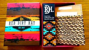 lot 197 image: NIB Red Dirt Hat Co Card Case W Magnetic Clip Genuine Leather 23225875M1