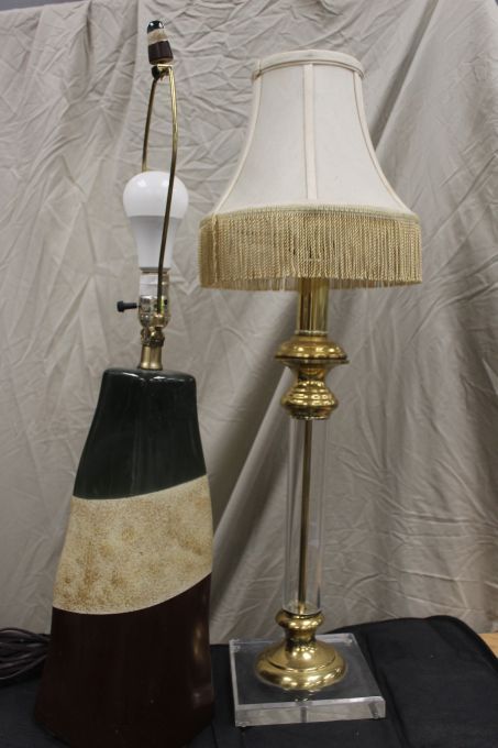 lot 86 image: Two Table Top Lamps