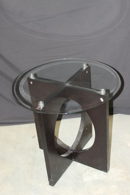 lot 100 image: Glass Top accent Table