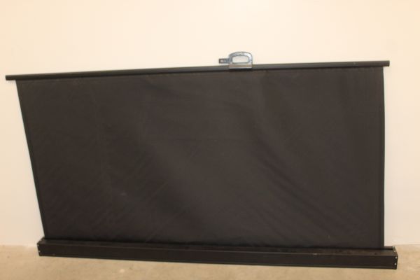 lot 113 image: Sun Shade