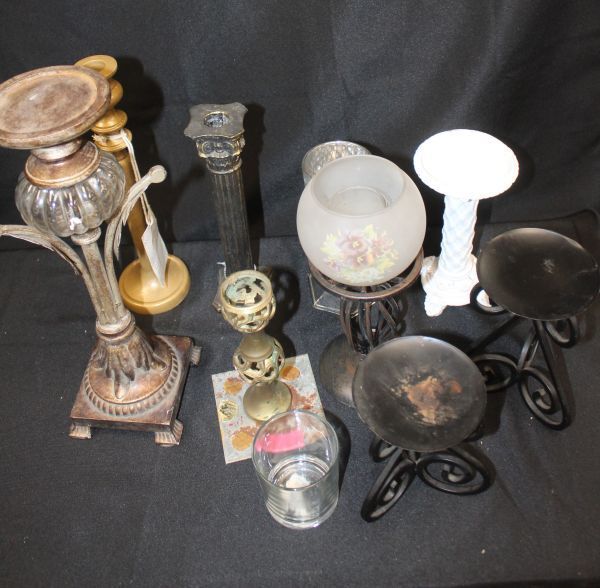 lot 126 image: Several types of candle holders, different materials and colors