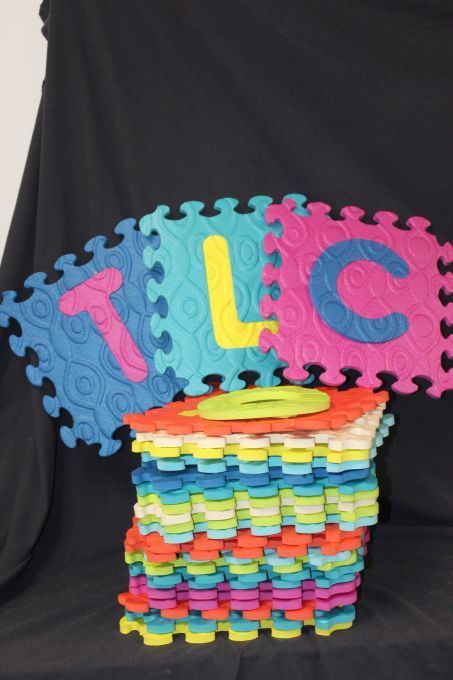 lot 167 image: Foam Floor Puzzle Mats