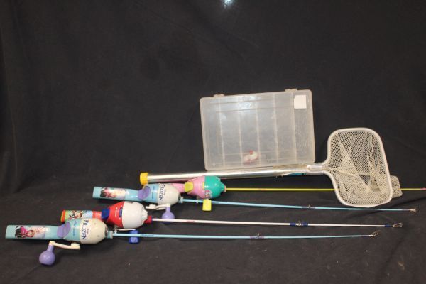 lot 216 image: Kids Fishing poles